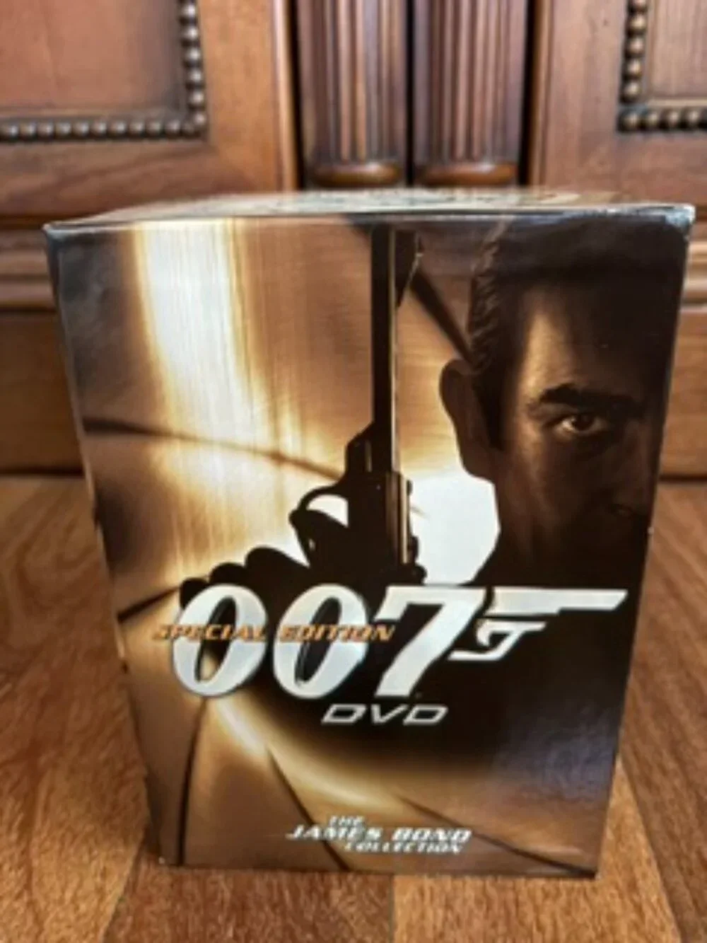 Vintage James Bond 007 DVD Special Edition Movie Collection 20 Disc Box Sets!